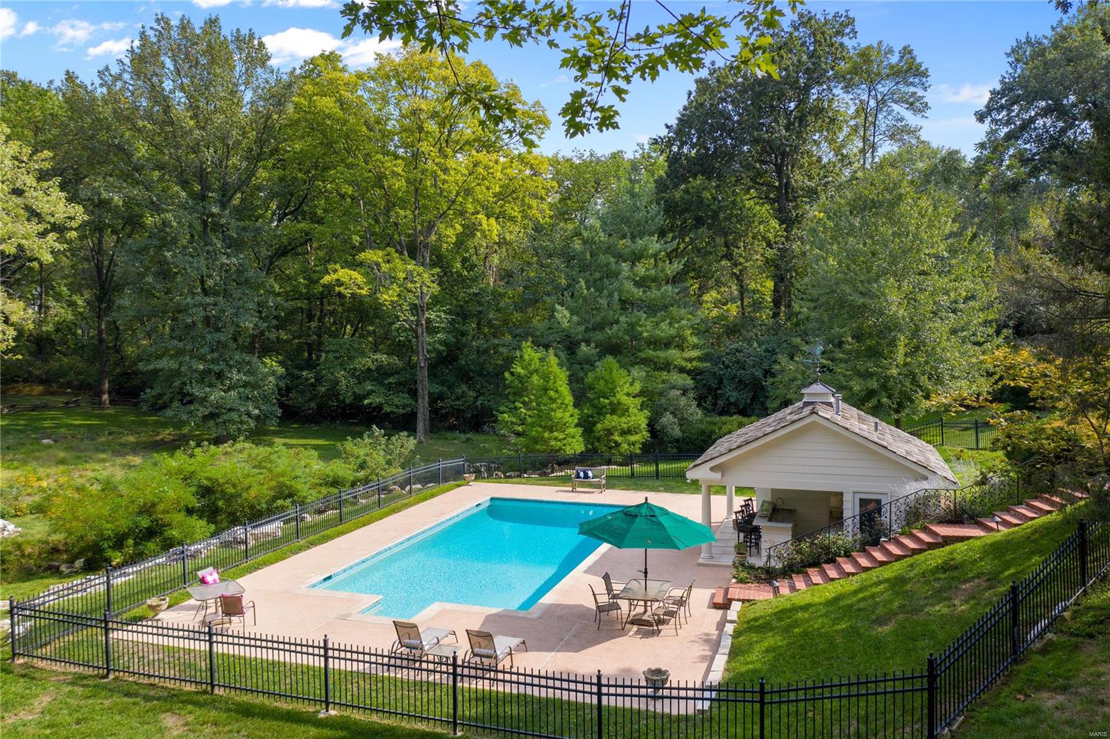 Von Schrader Estate - Residential