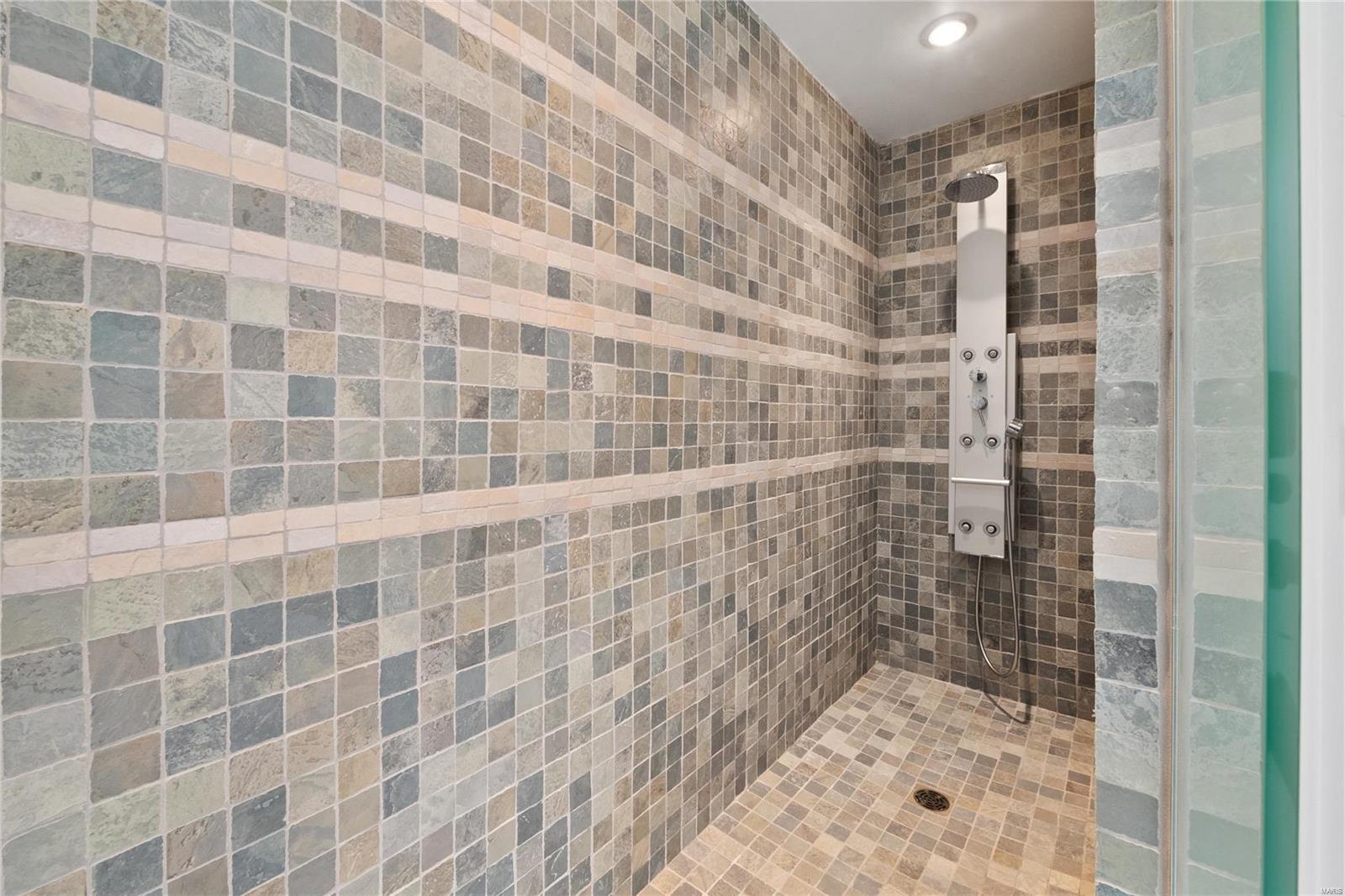 Von Schrader Estate - Residential