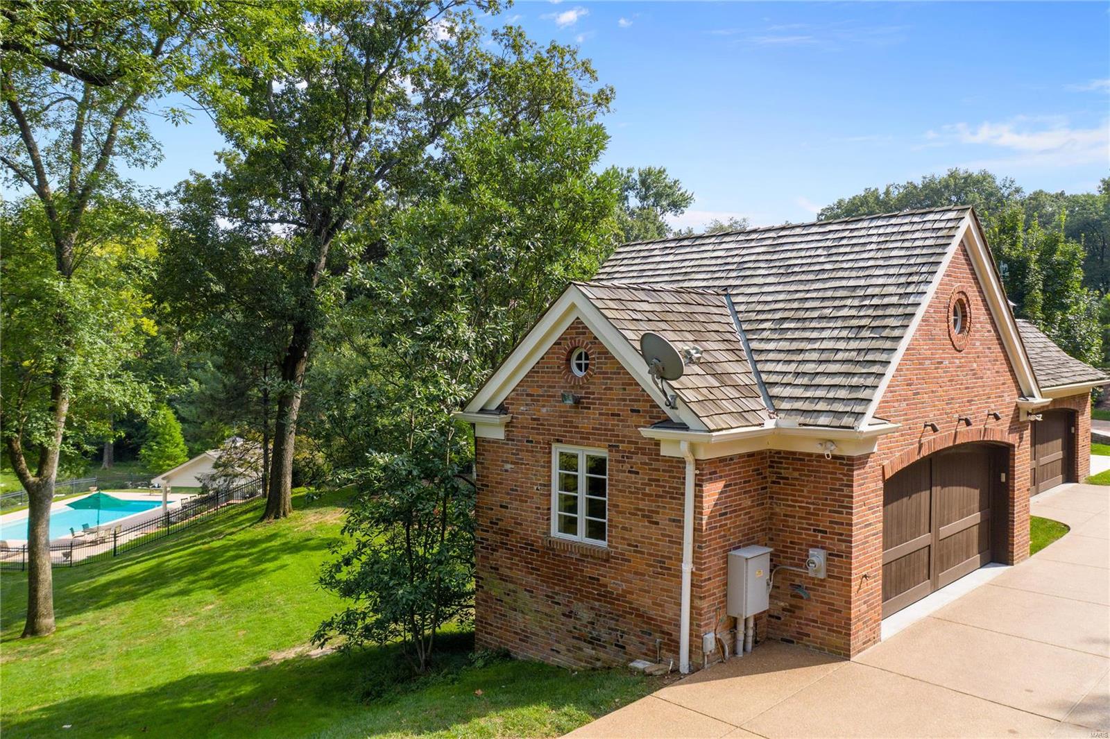 Von Schrader Estate - Residential