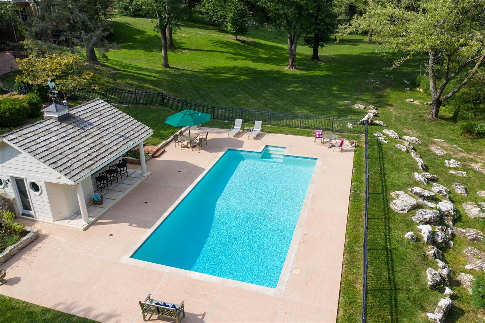 Von Schrader Estate - Residential