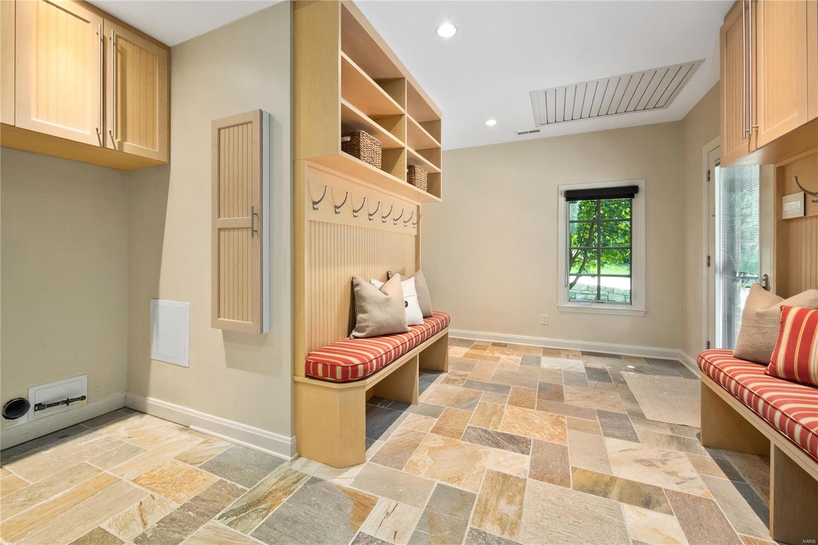 Von Schrader Estate - Residential