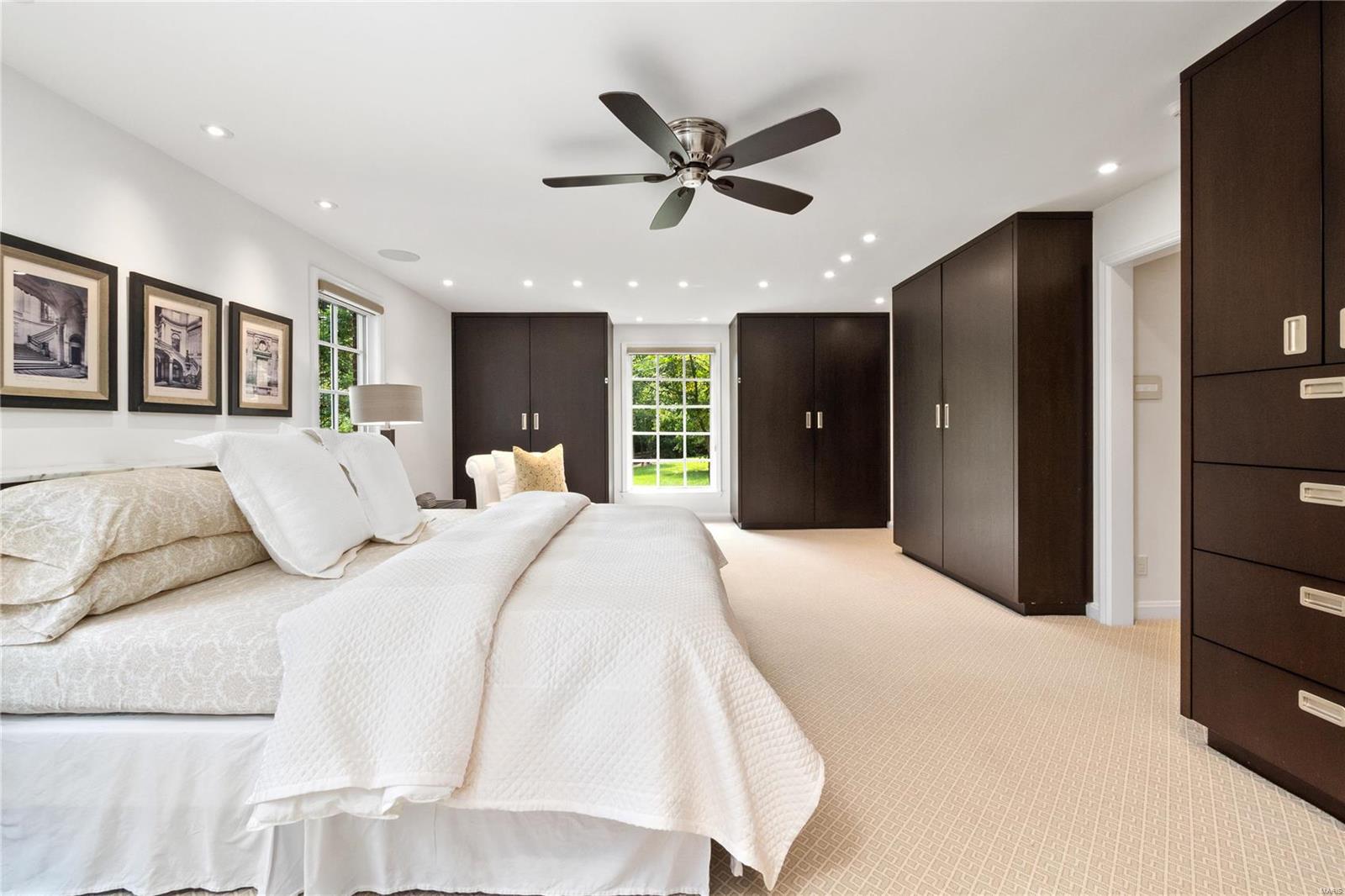 Von Schrader Estate - Residential