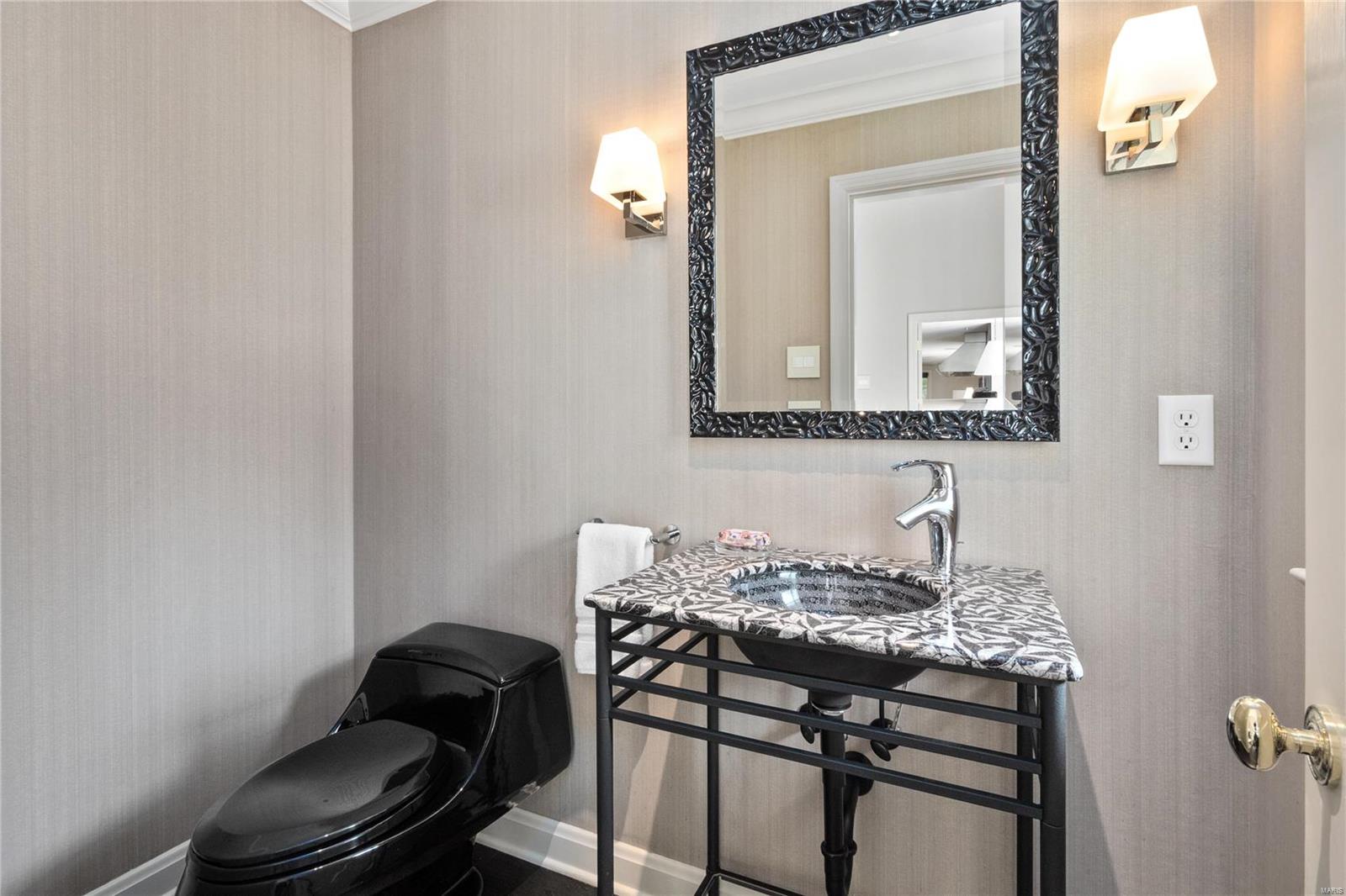 Von Schrader Estate - Residential