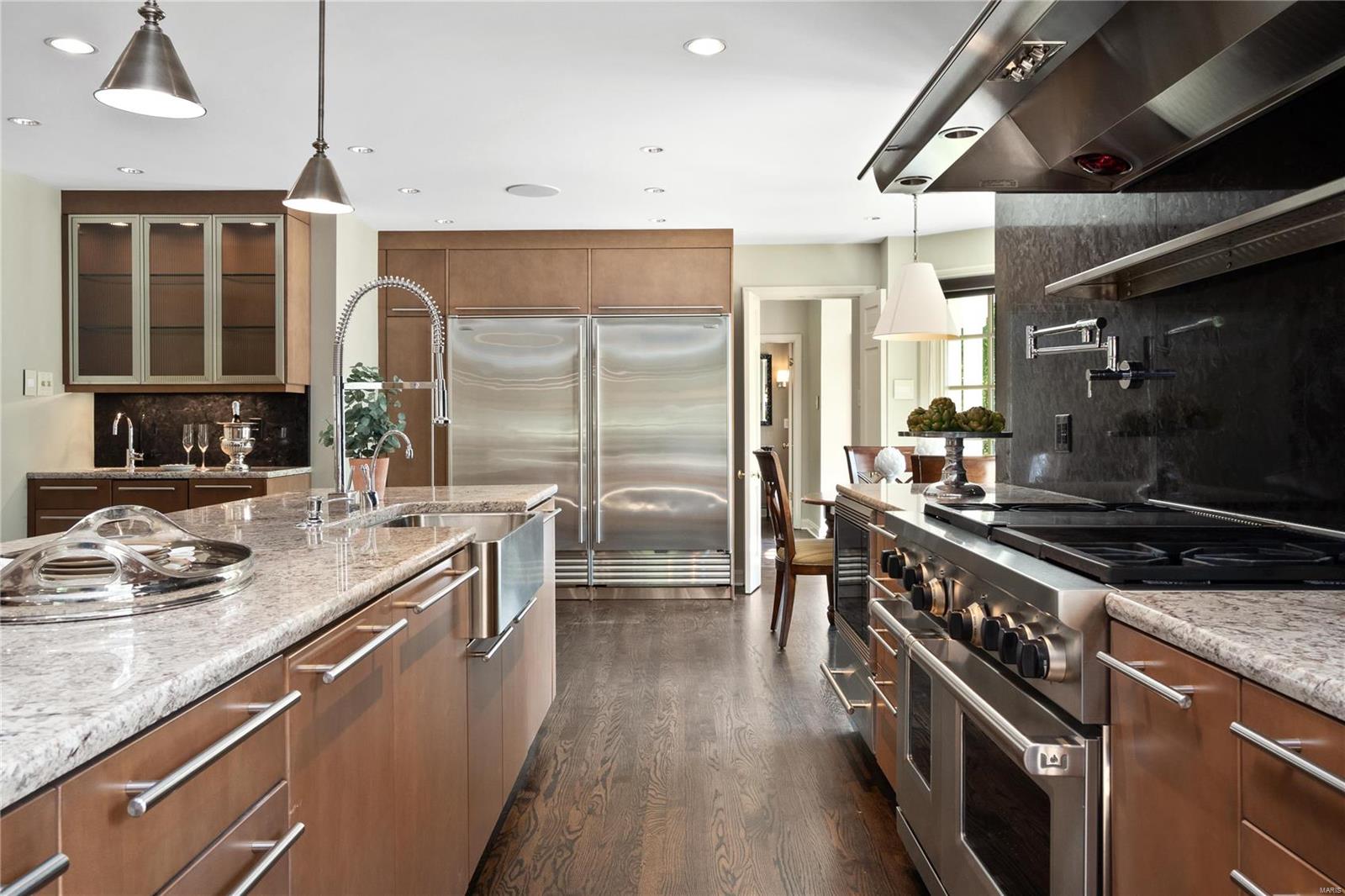 Von Schrader Estate - Residential