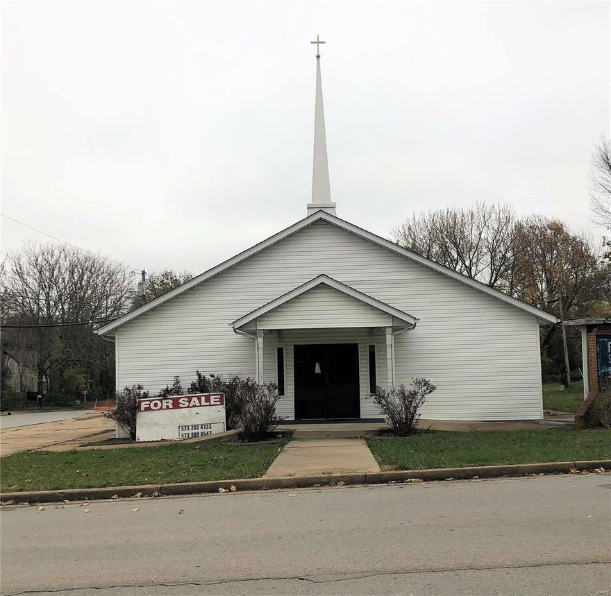 Church building located right off of Hwy 63 (Bishop Ave) Location: Other