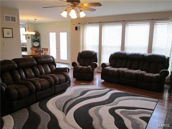 Oaks Un 03 - Residential