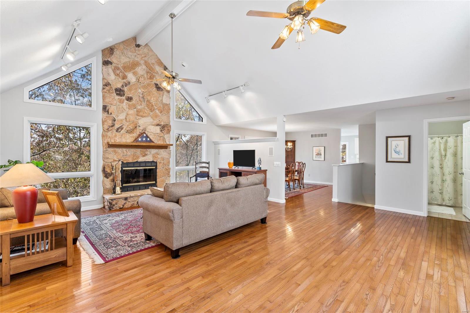 Thunder Mountain One - Residential