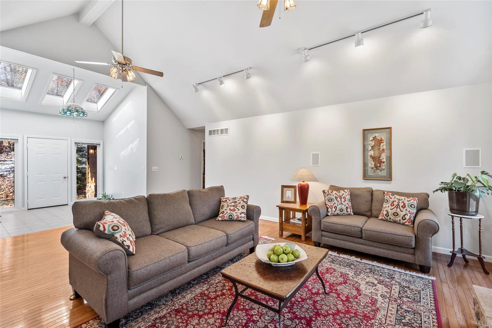 Thunder Mountain One - Residential
