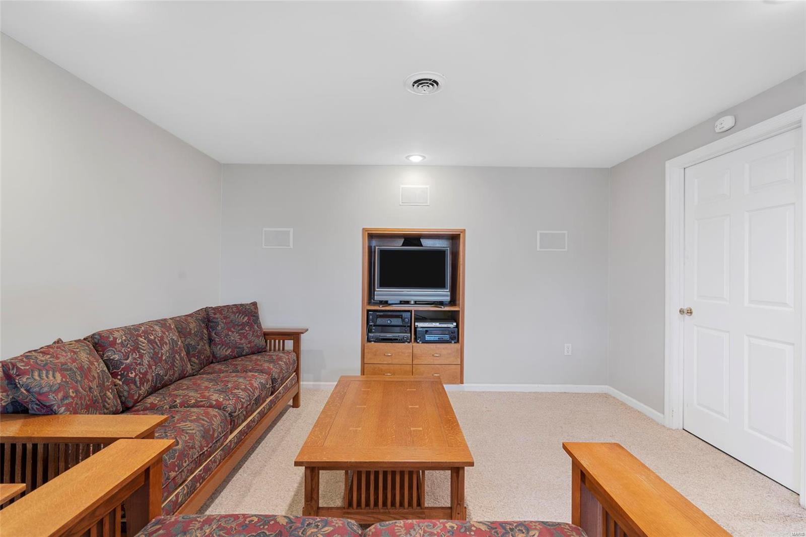 Thunder Mountain One - Residential