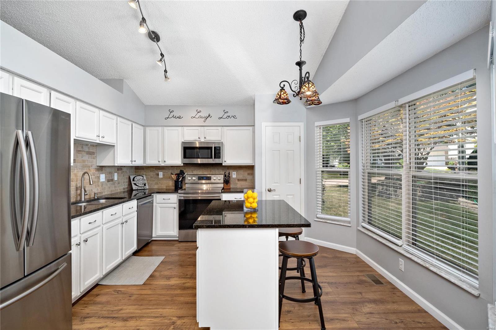 Monticello Estate #2 - Residential