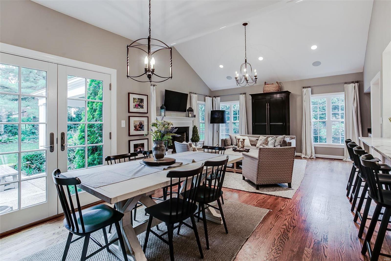 Beverly Woods - Residential