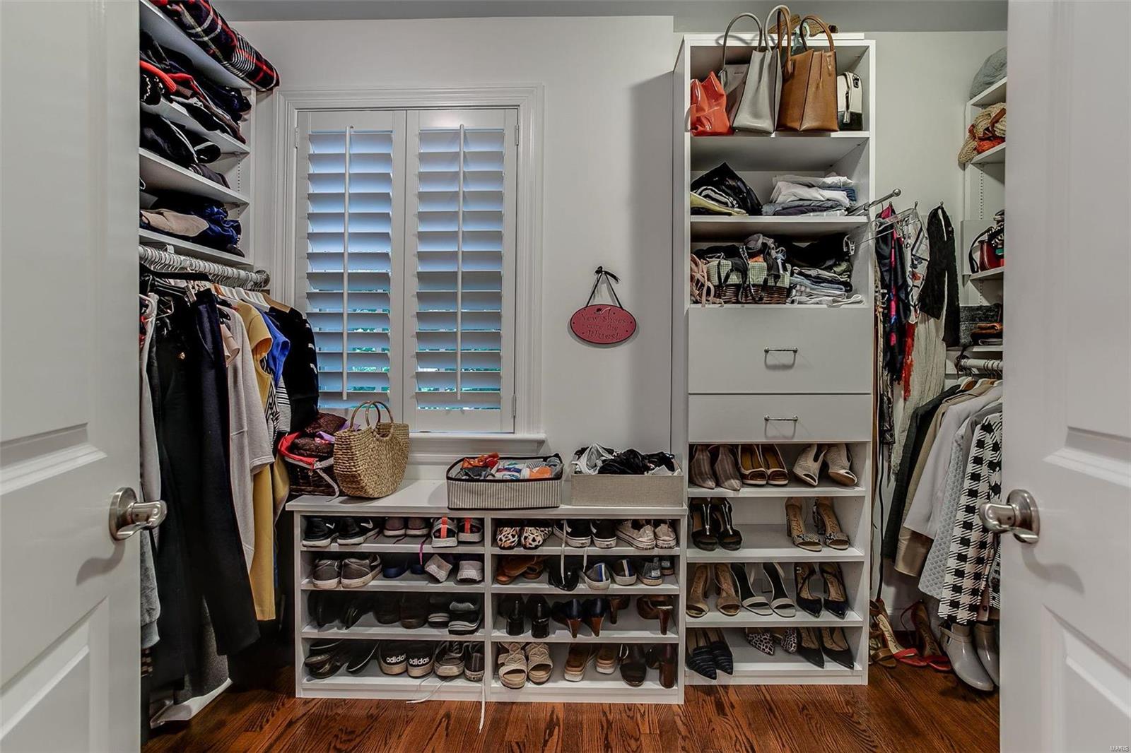 Beverly Woods - Residential