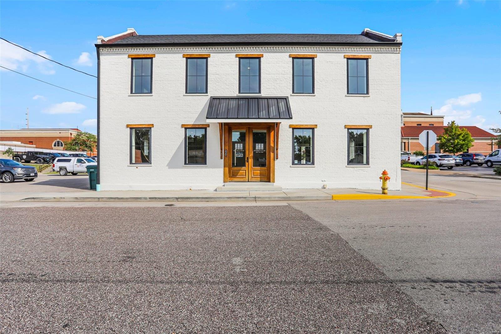320 Lafayette Street