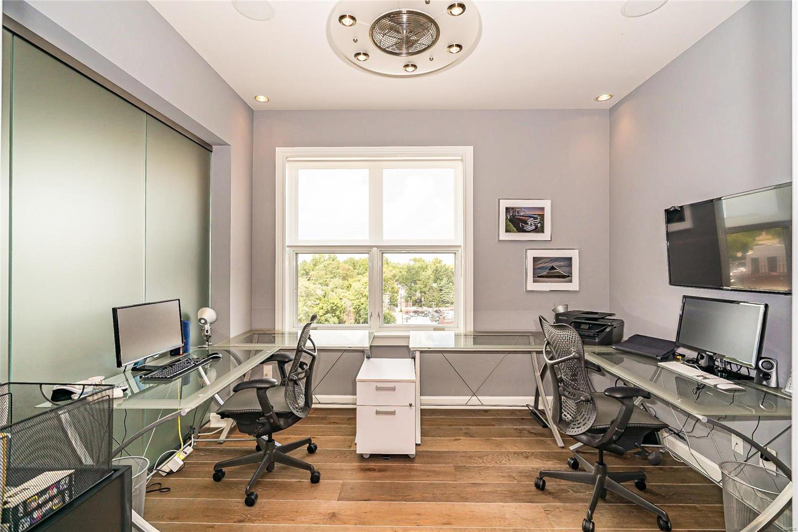 Crescent Condo - Residential