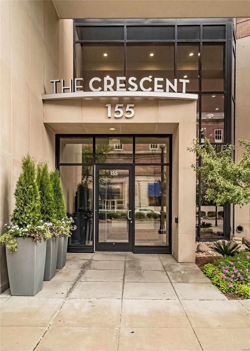 Crescent Condo - Residential
