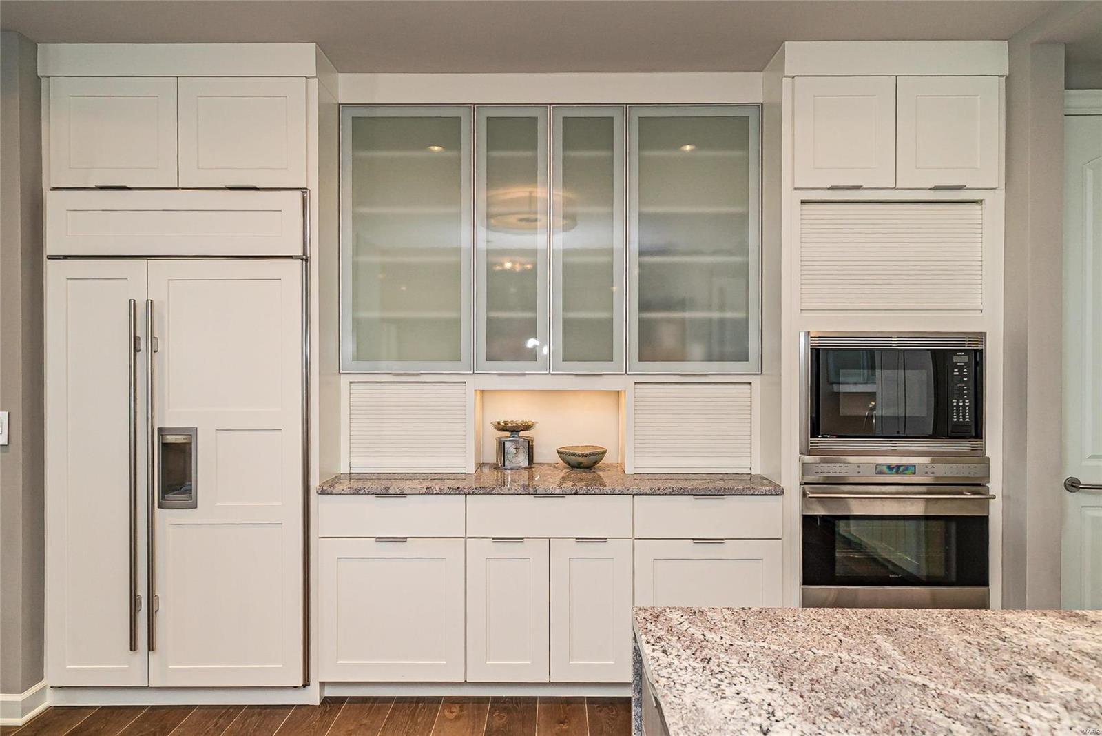 Crescent Condo - Residential