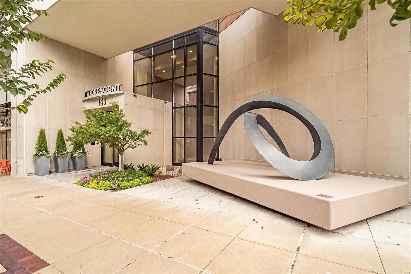 Crescent Condo - Residential