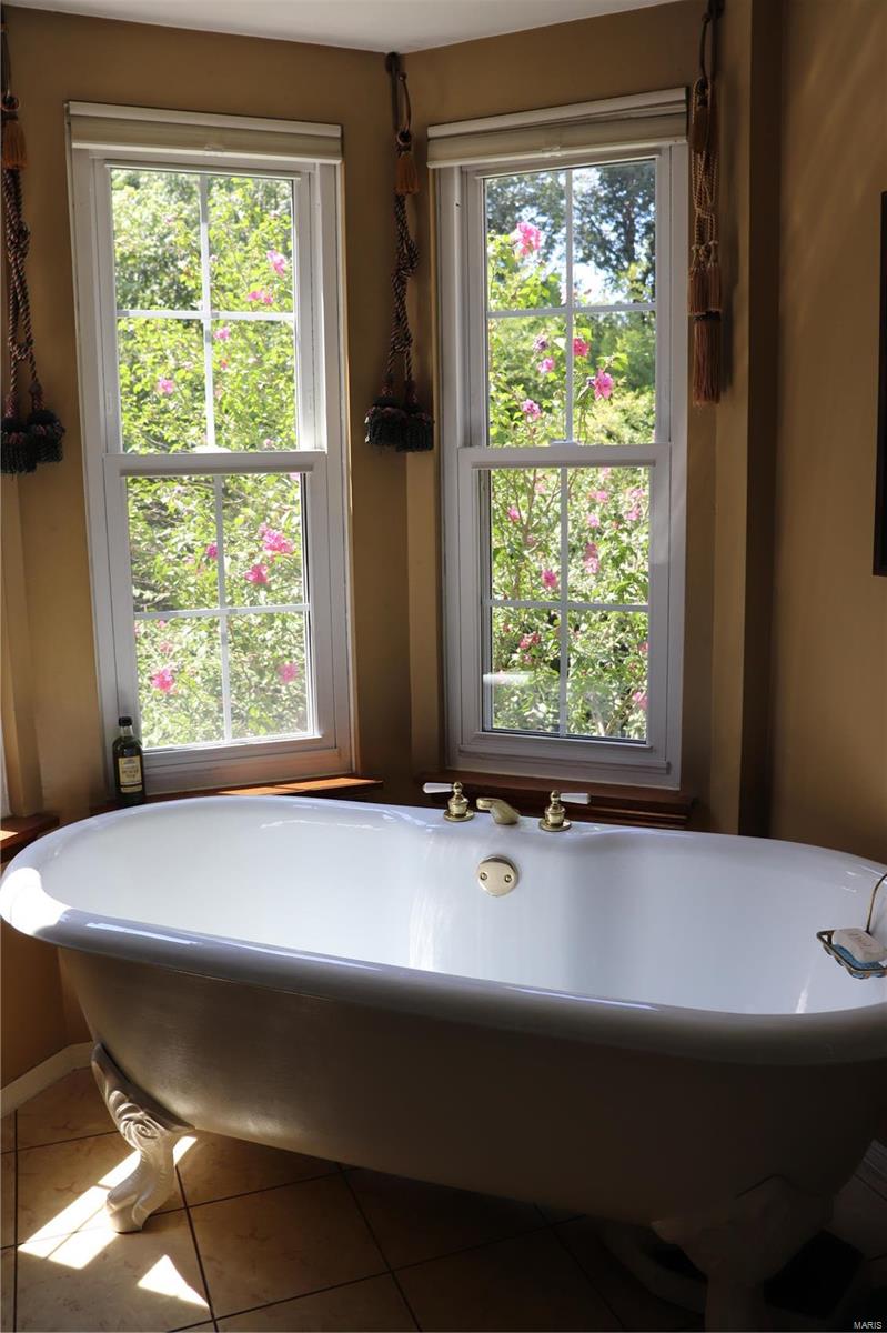 Red Maple Farm - Residential