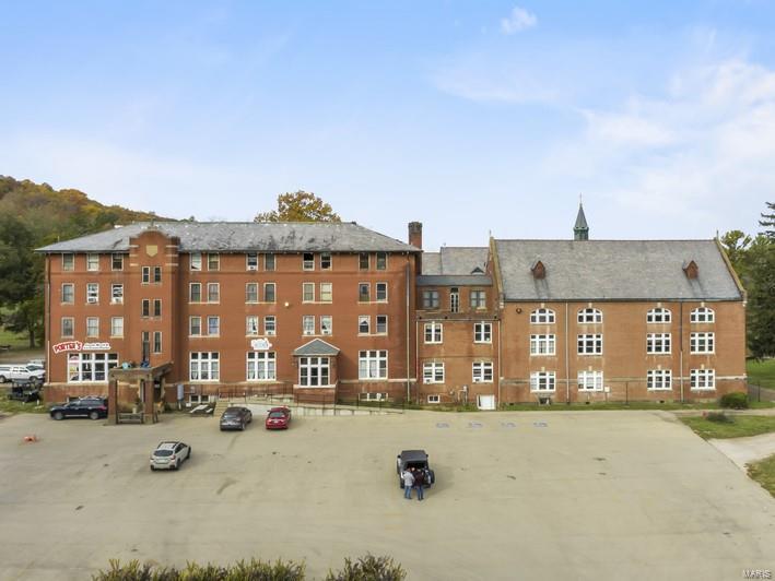 Unknown - Commercial Sale