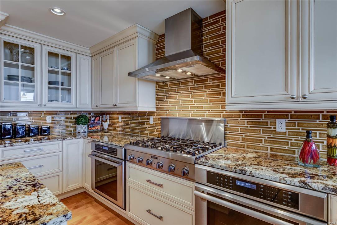 Park Plaza Residential Condo - Residential