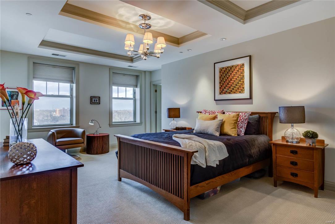 Park Plaza Residential Condo - Residential