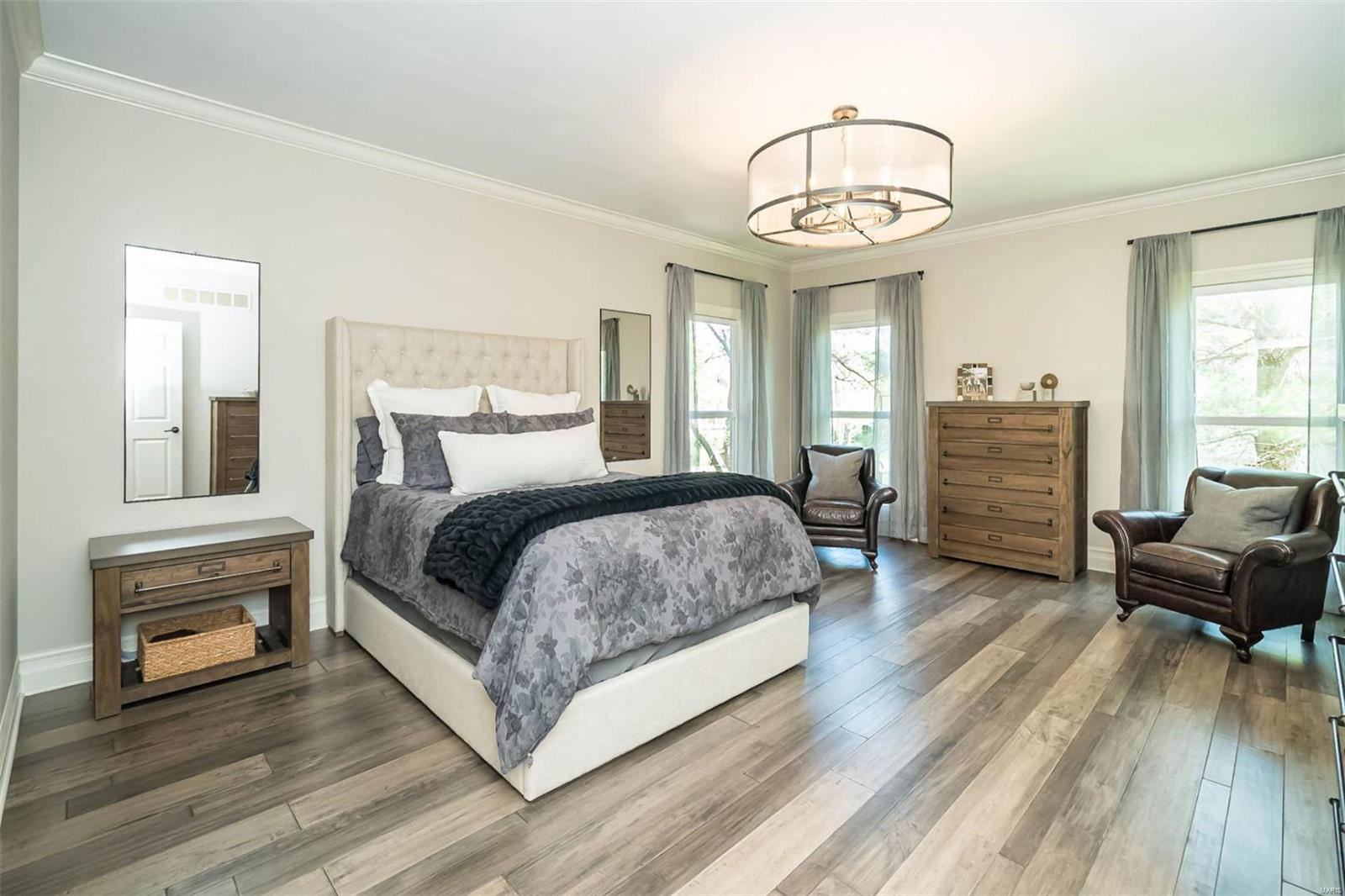 Pine Creek - Residential