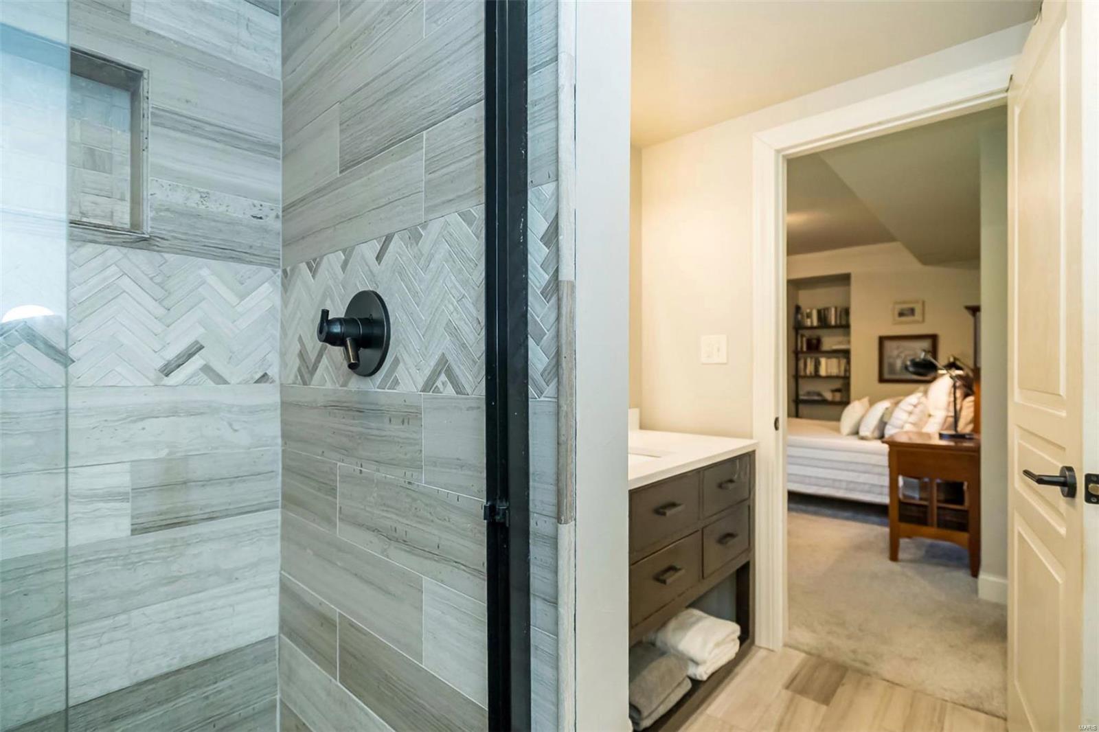 Pine Creek - Residential