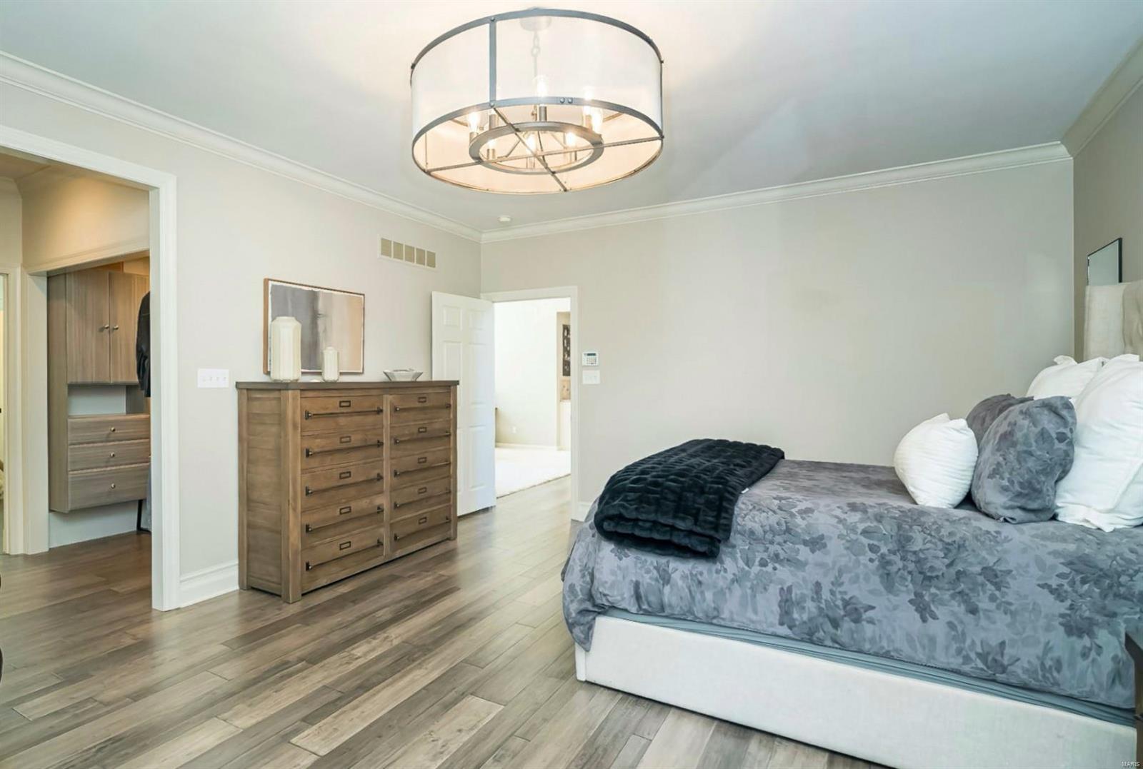 Pine Creek - Residential