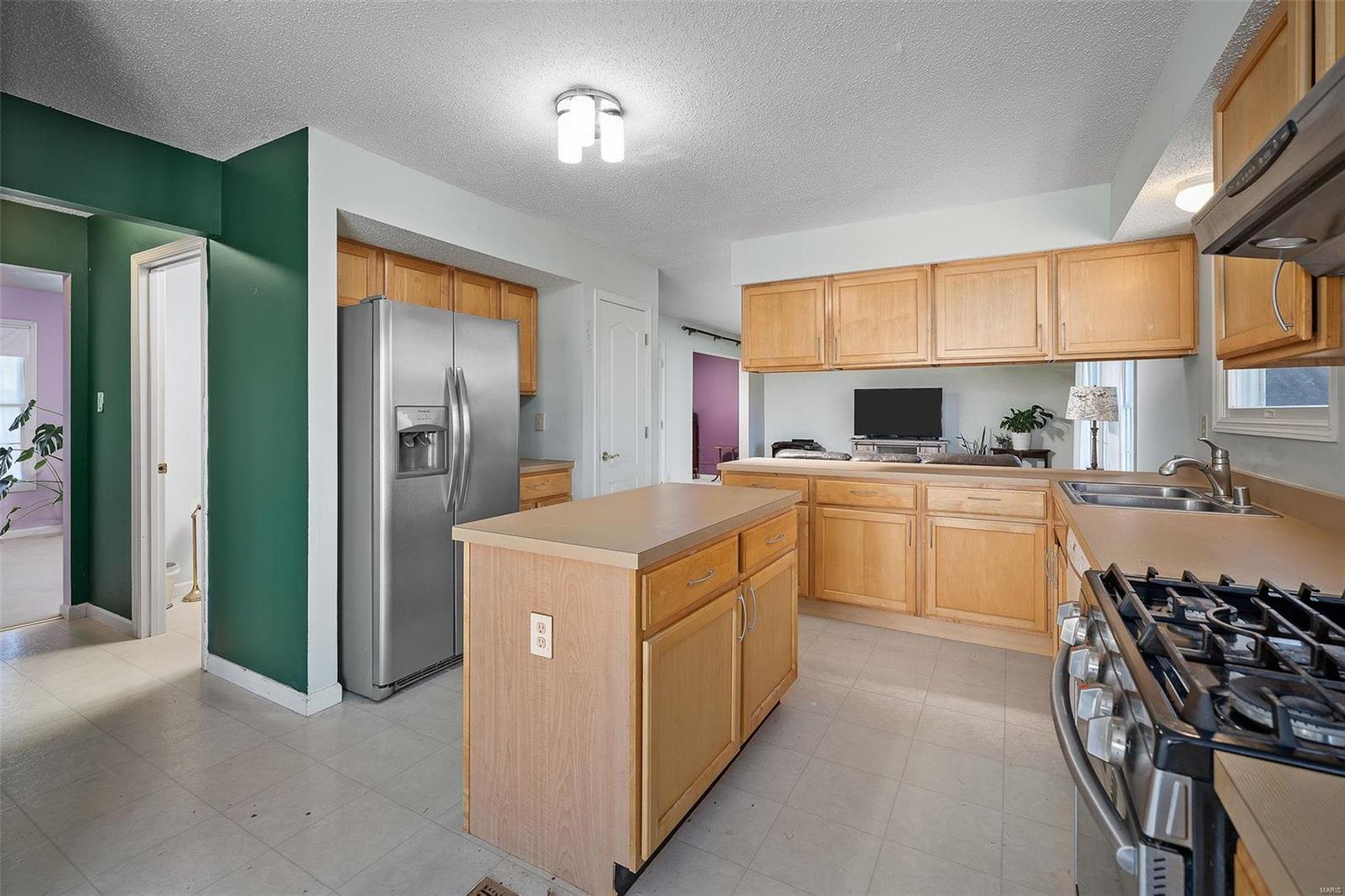 St Peters, Missouri 63376, United States, 3 Bedrooms Bedrooms, ,3 BathroomsBathrooms,Residential,Active,80119