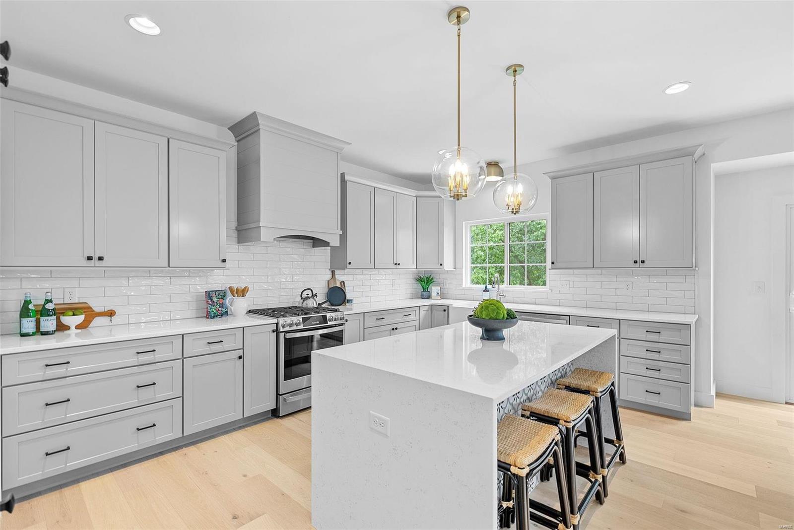 Warren Place - Residential