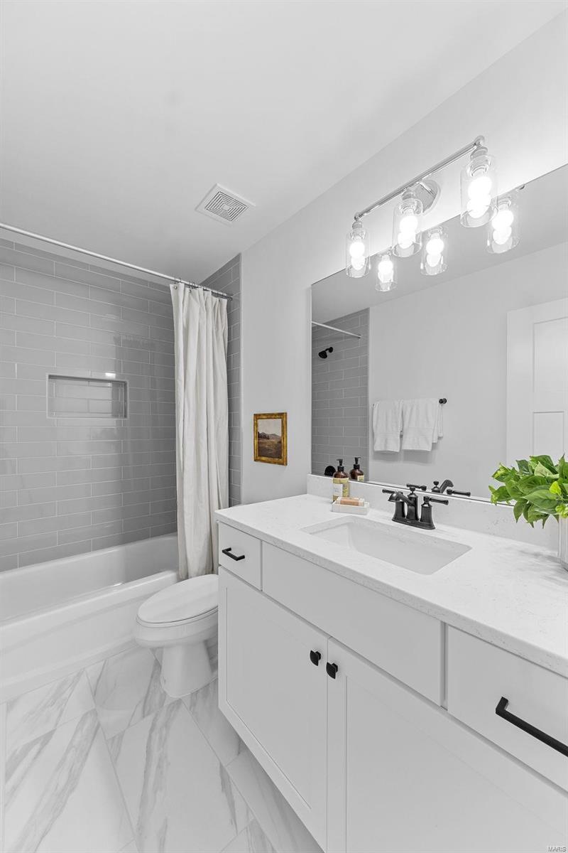 Warren Place - Residential