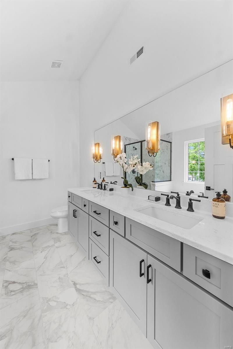 Warren Place - Residential