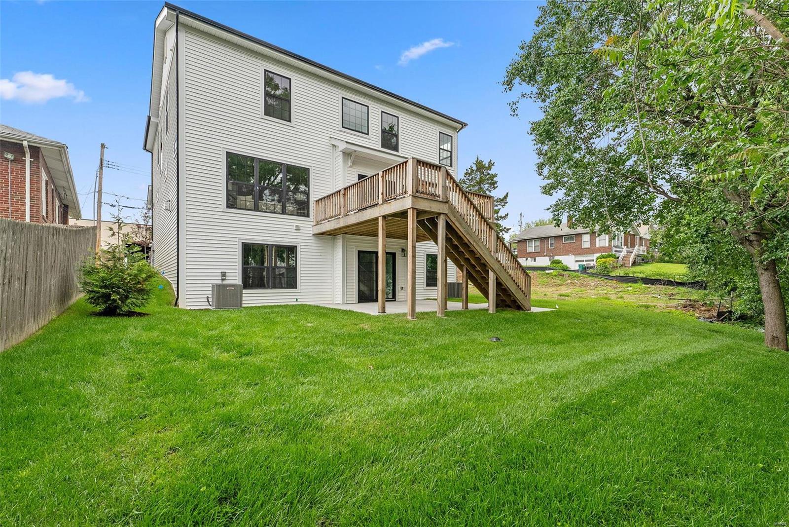 Warren Place - Residential