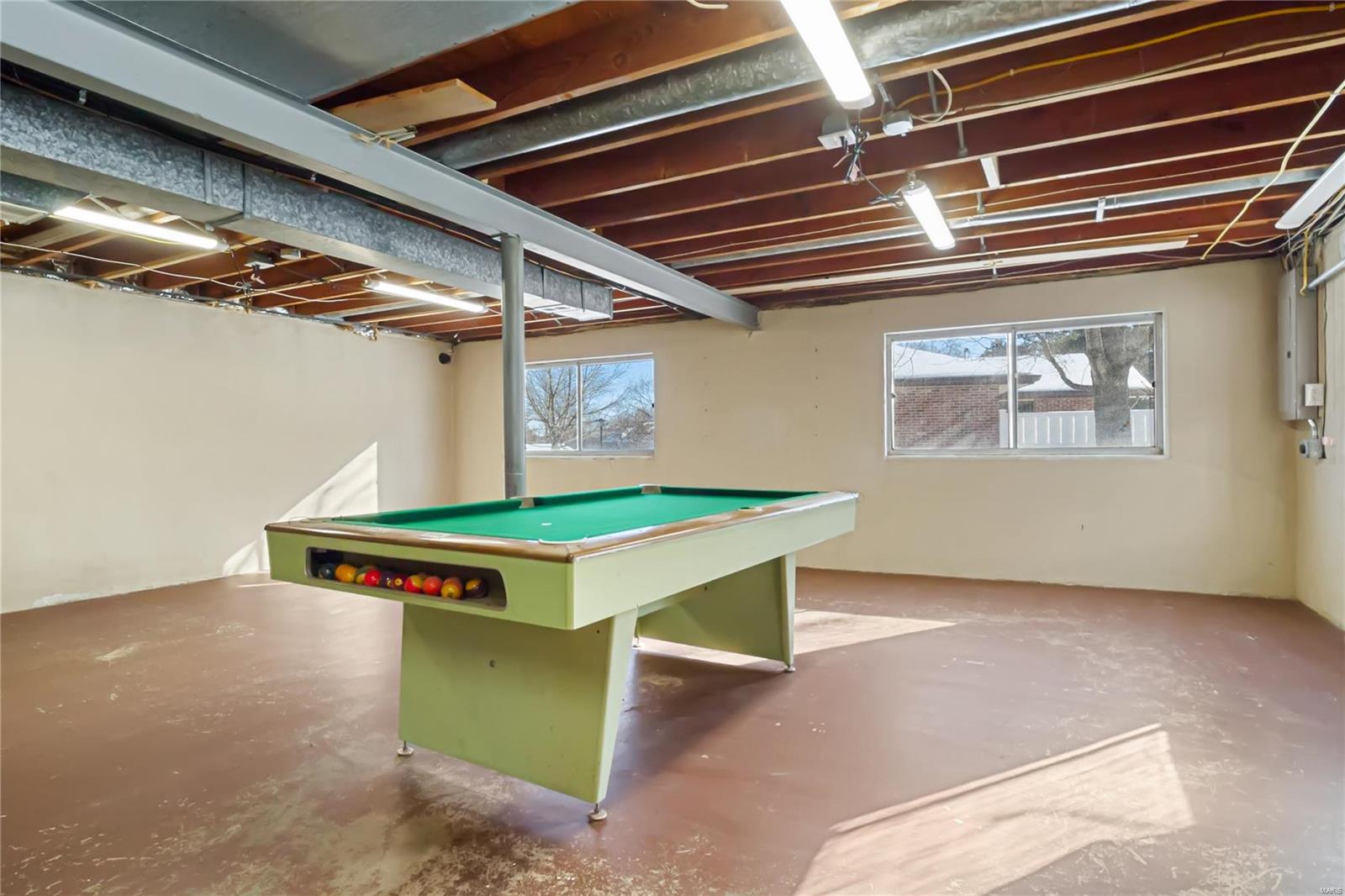 Ballwin, Missouri 63011, United States, 3 Bedrooms Bedrooms, ,2 BathroomsBathrooms,Residential,Pending,25757