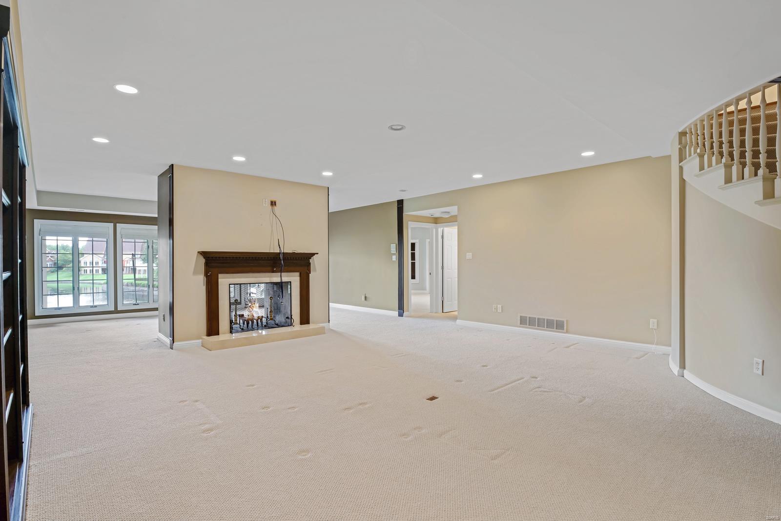 Carlyle - Residential