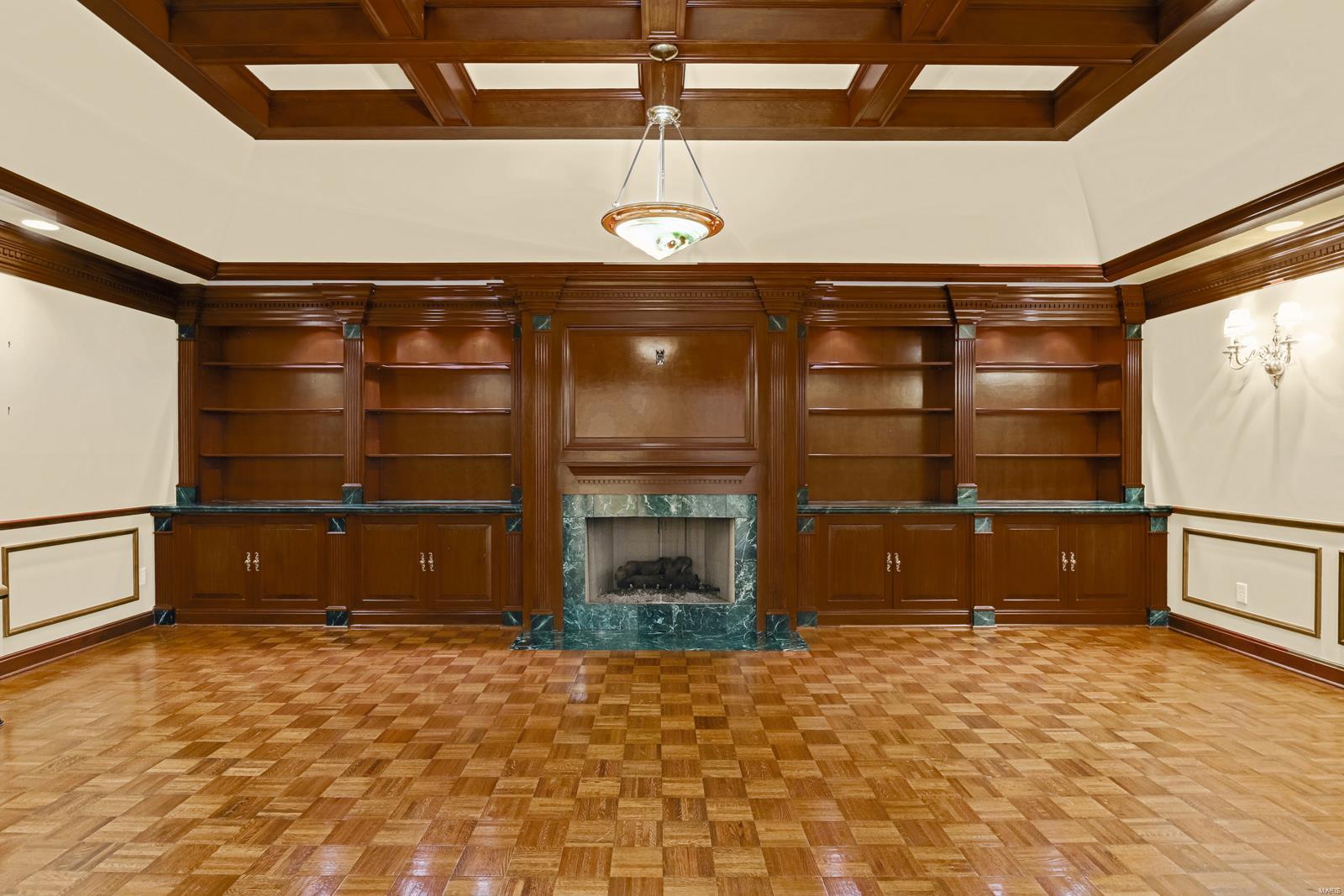 Carlyle - Residential