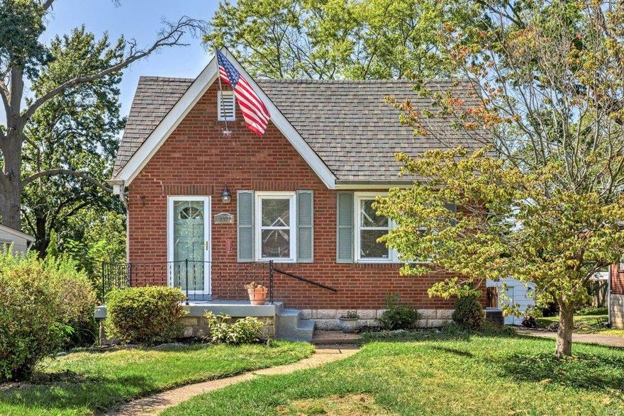 This super charming 3 bedroom brick home has tons of curb appeal & is peacefully situated on a quiet cul-de-sac in the heart of Overland. As soon as you step inside you will notice the abundance of natural light that beautifully accentuates its gleaming hardwood floors which stretch through most of the home. Other features include:  A light & bright kitchen w/ a stainless steel dishwasher & stove, The master bedroom has a beautiful barn door & a large walk in closet, Off street parking, Partially finished basement w/ tons of extra storage space, Back patio & spacious fenced in yard which is perfect for entertaining family & friends. This is the one you have been looking for!