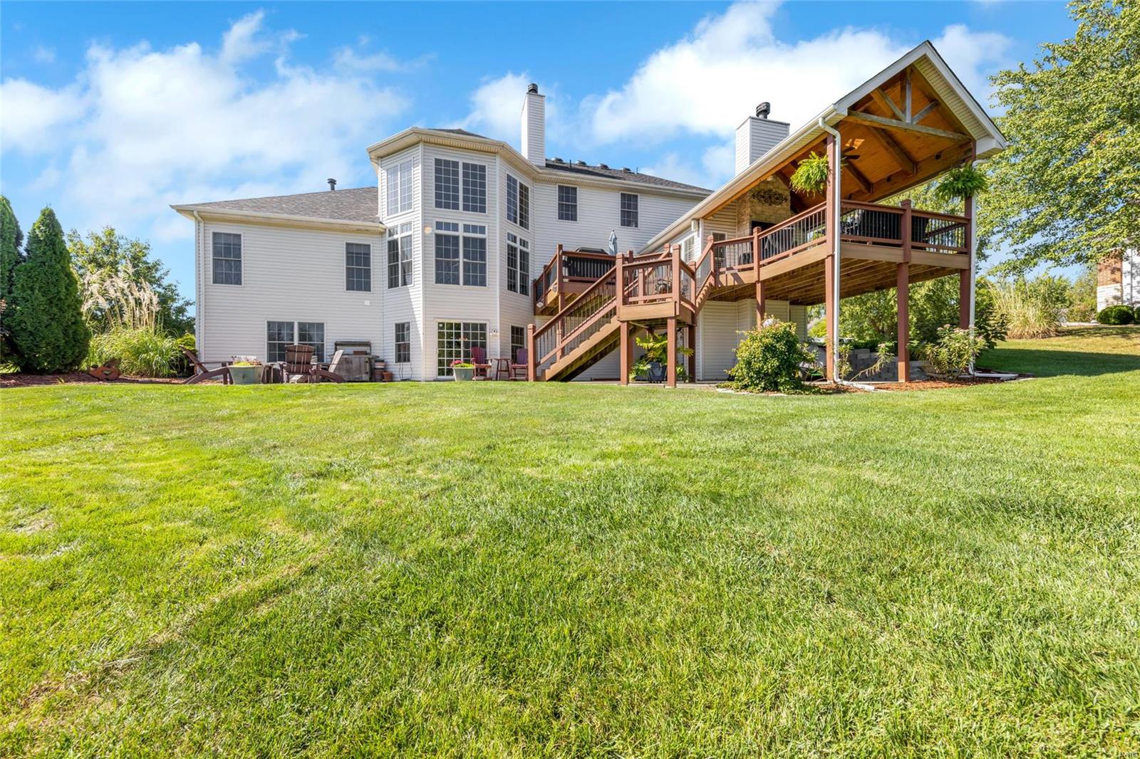 Hawk Ridge On The Green #2 - Residential