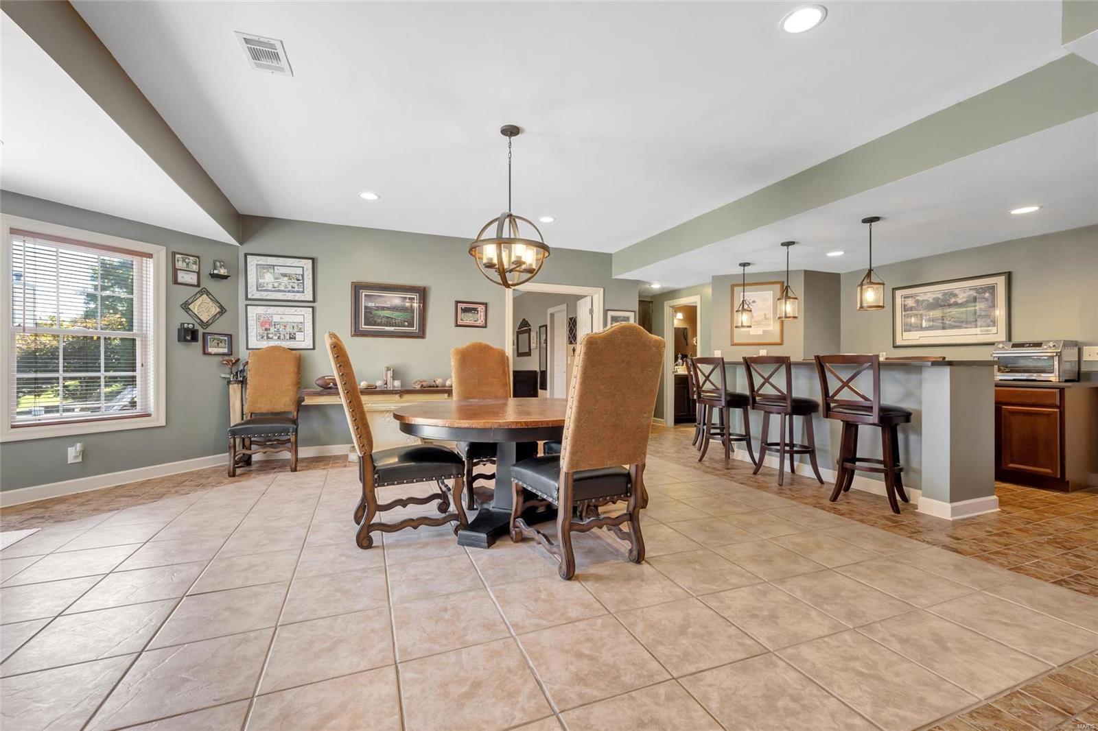 Hawk Ridge On The Green #2 - Residential