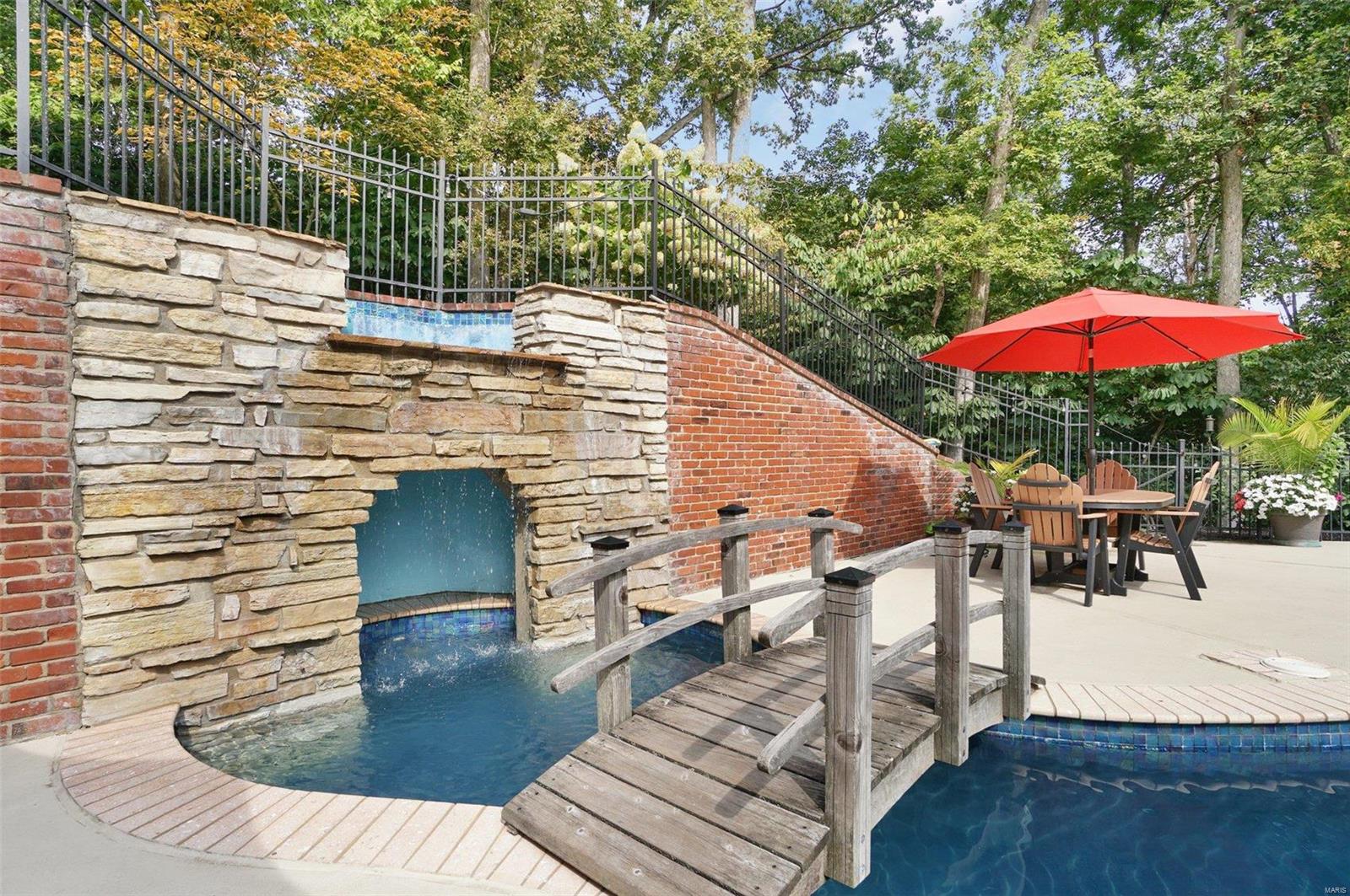 Mckenna Pacland Lake - Residential