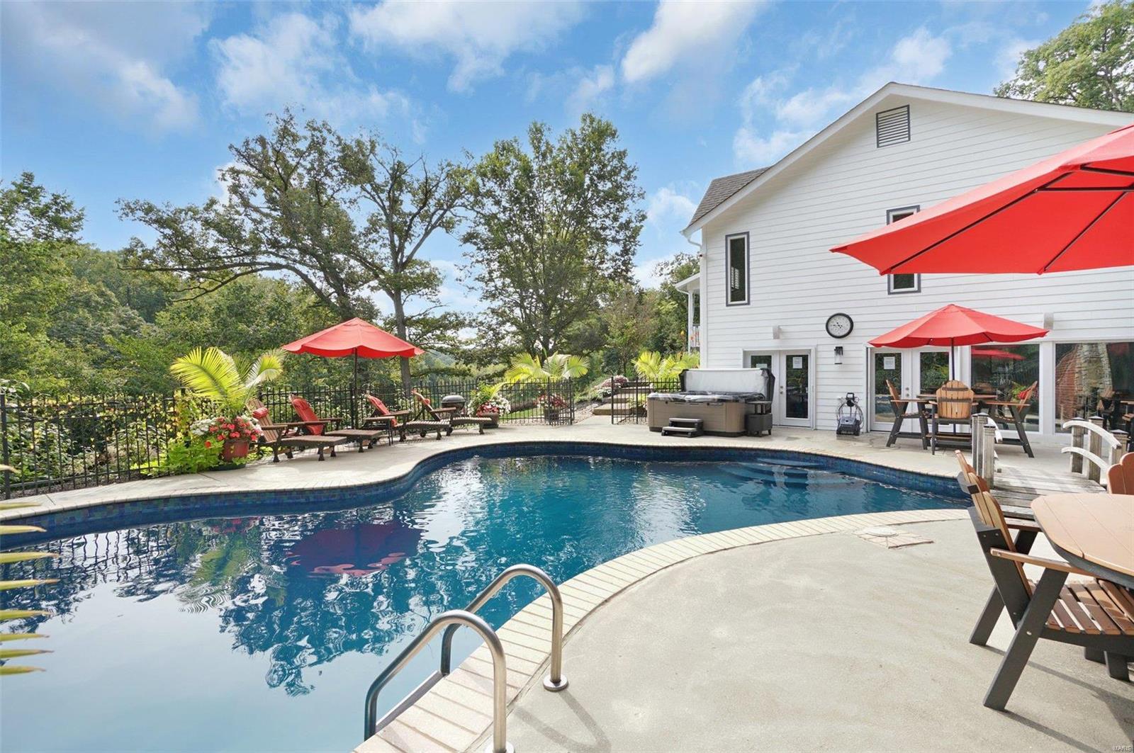 Mckenna Pacland Lake - Residential