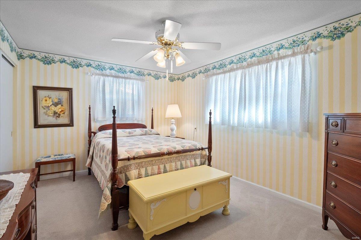 Edwardsville, Illinois 62025, United States, 3 Bedrooms Bedrooms, ,1 BathroomBathrooms,Residential,Pending,15104