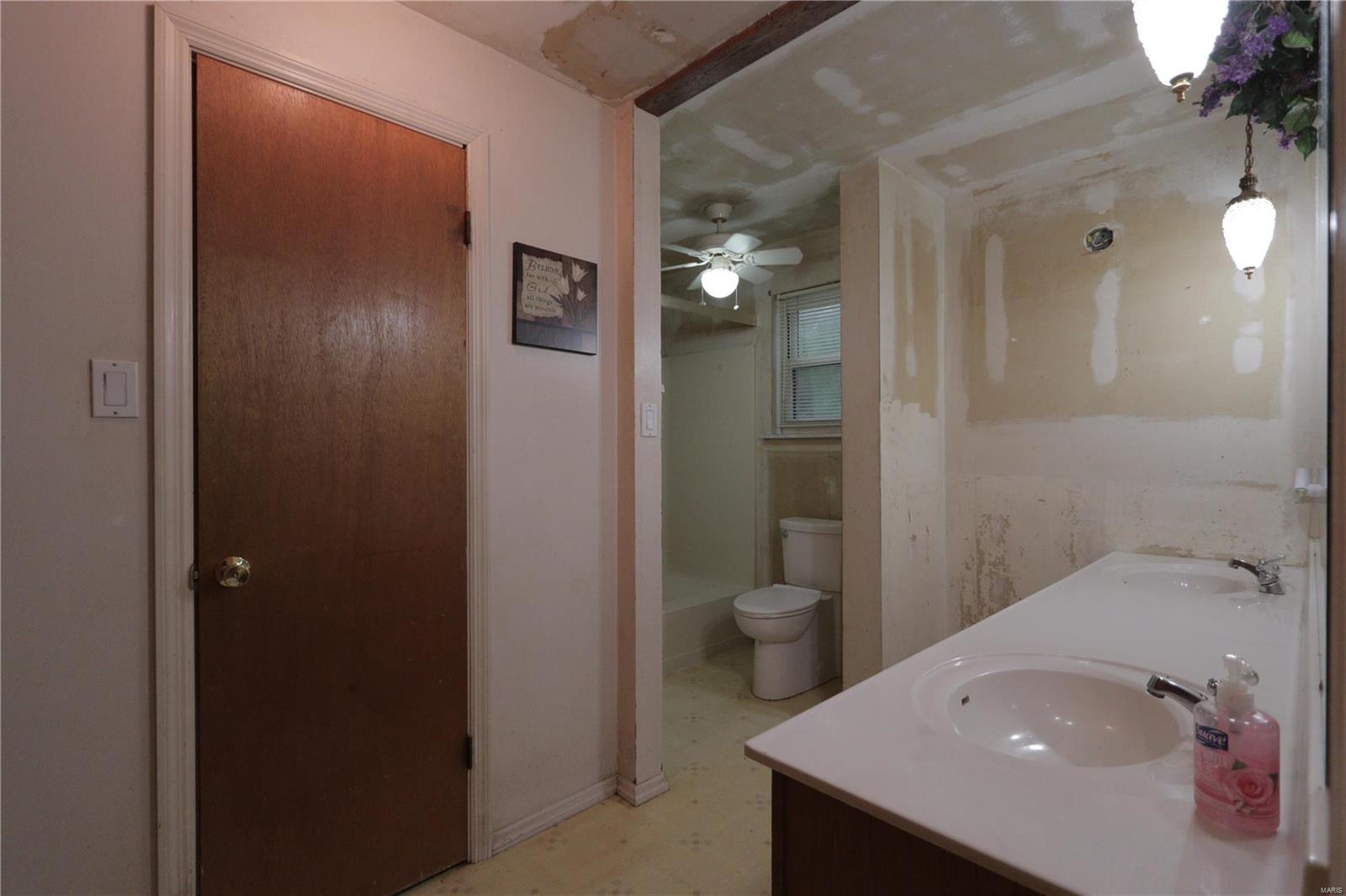 Allens Sandy Crk - Residential