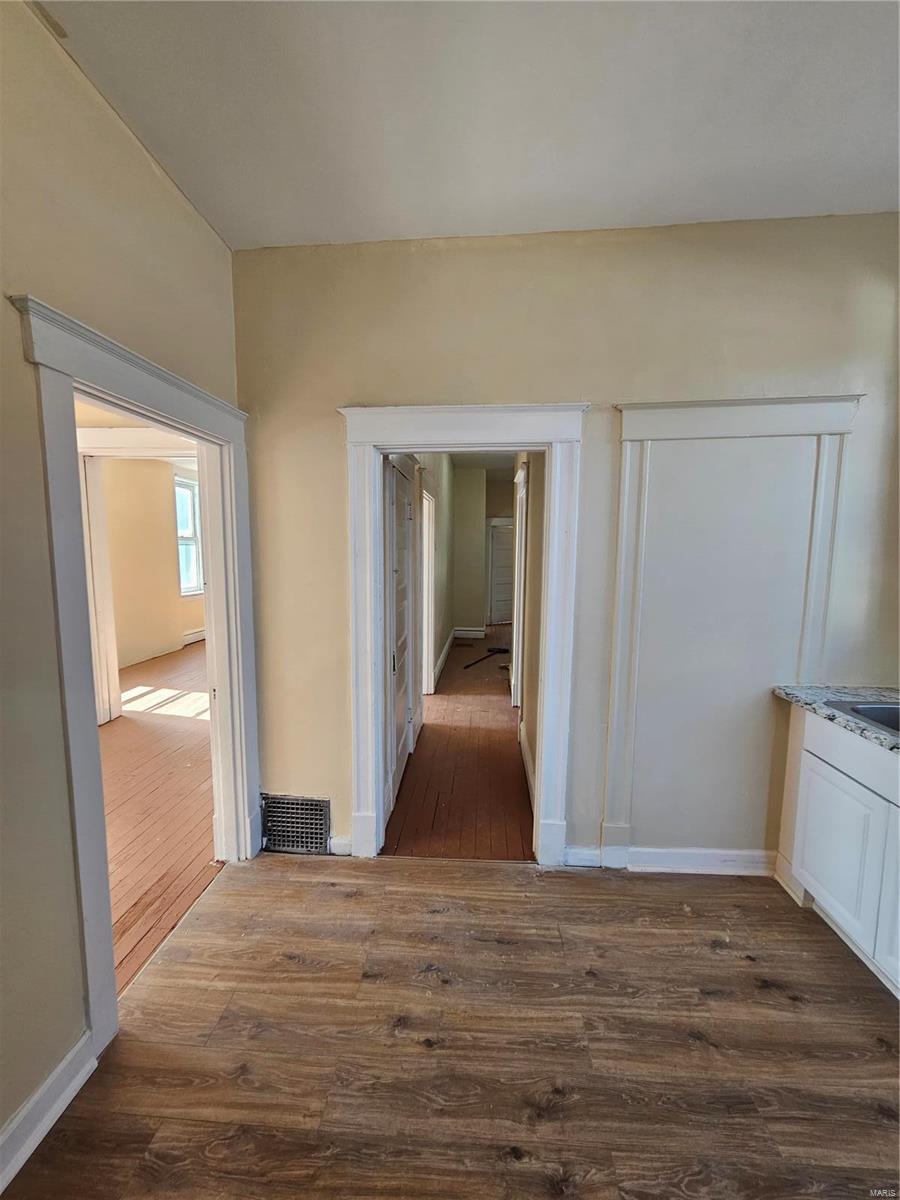 St Louis Commons Add - Residential Income