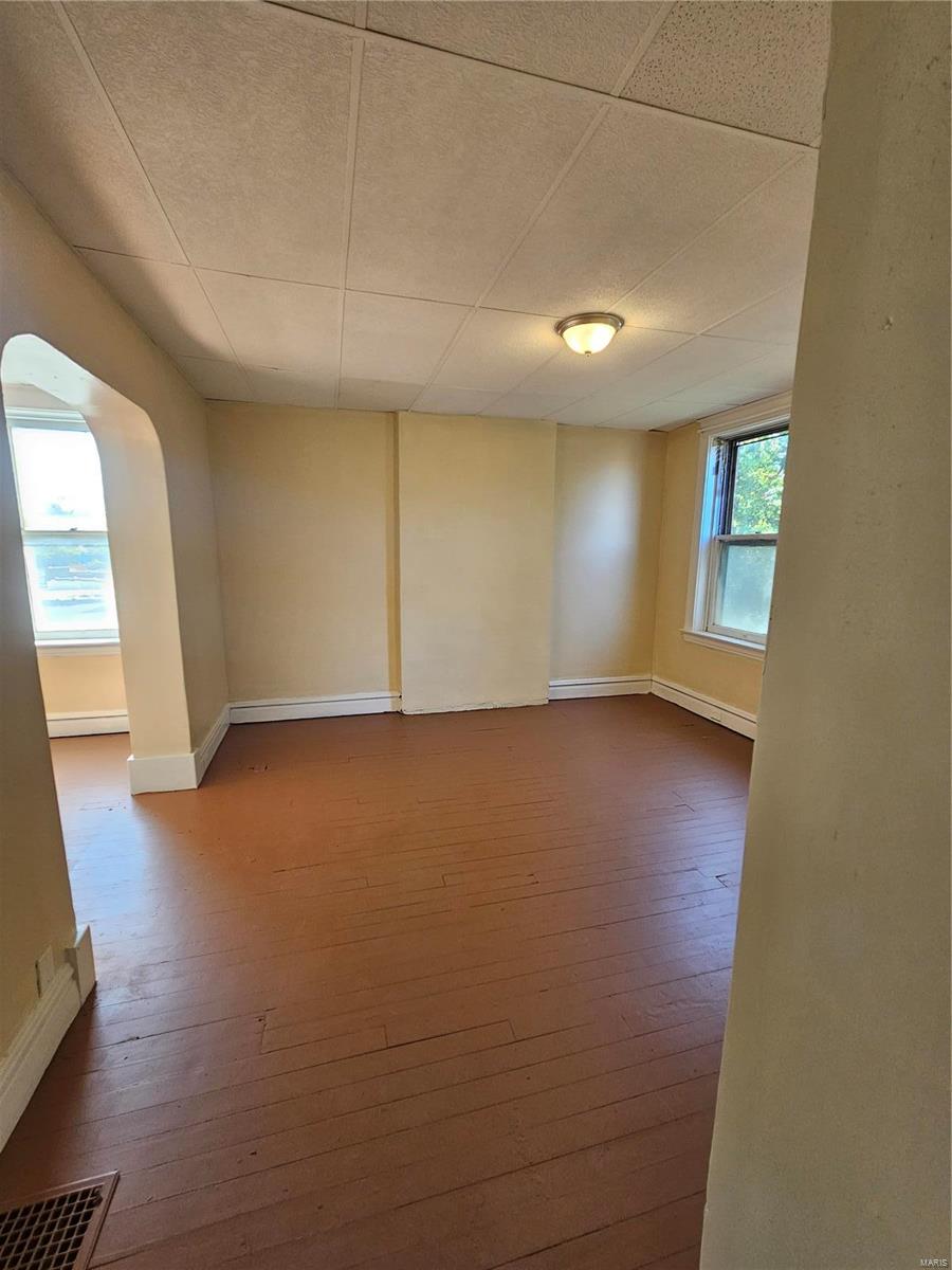 St Louis Commons Add - Residential Income