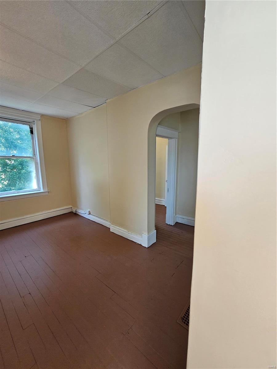 St Louis Commons Add - Residential Income