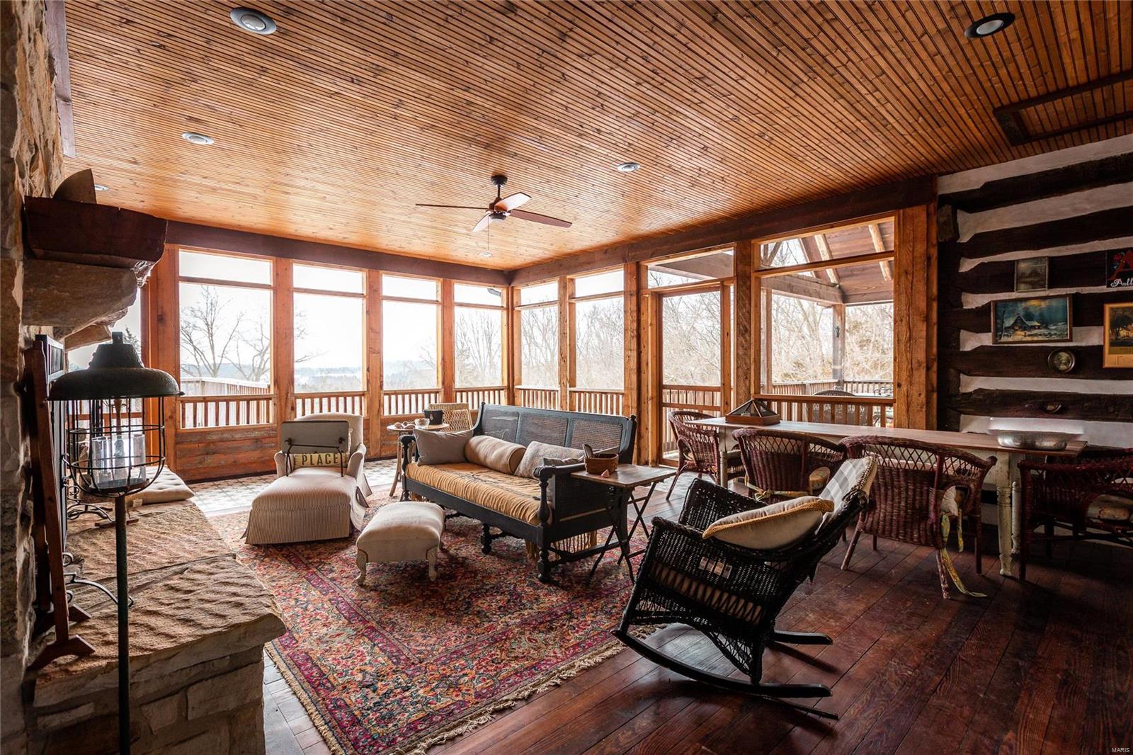 Cedar and 3rd Condos - Residential