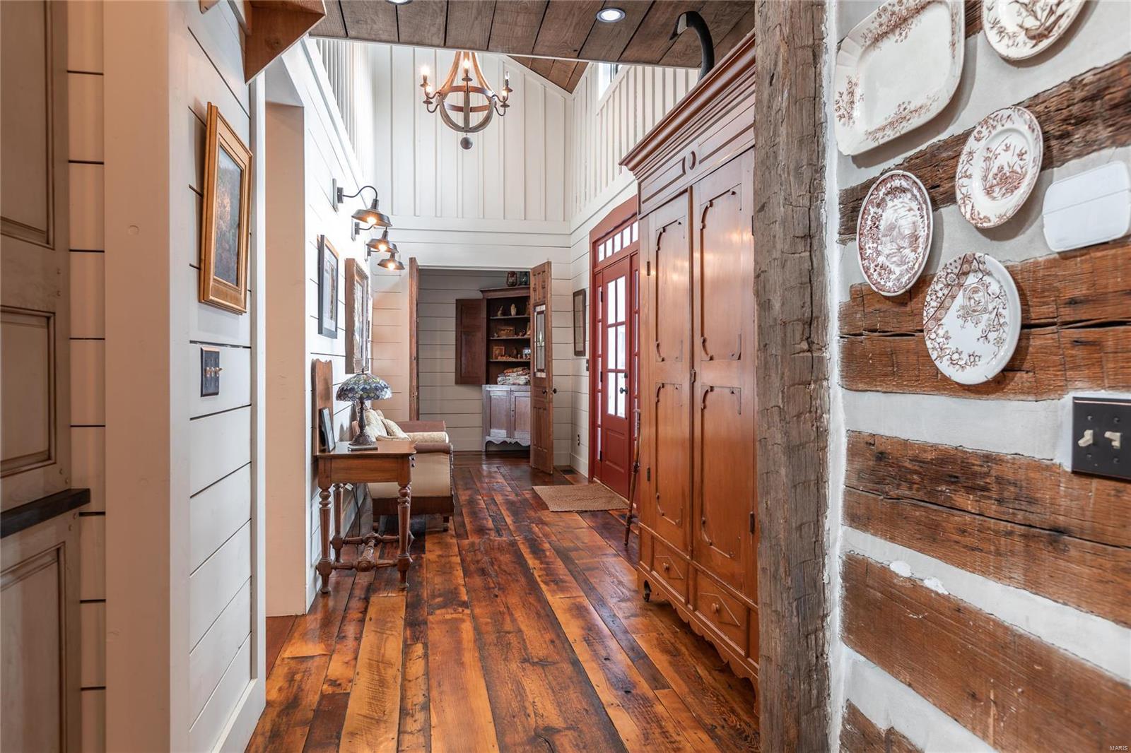 Cedar and 3rd Condos - Residential