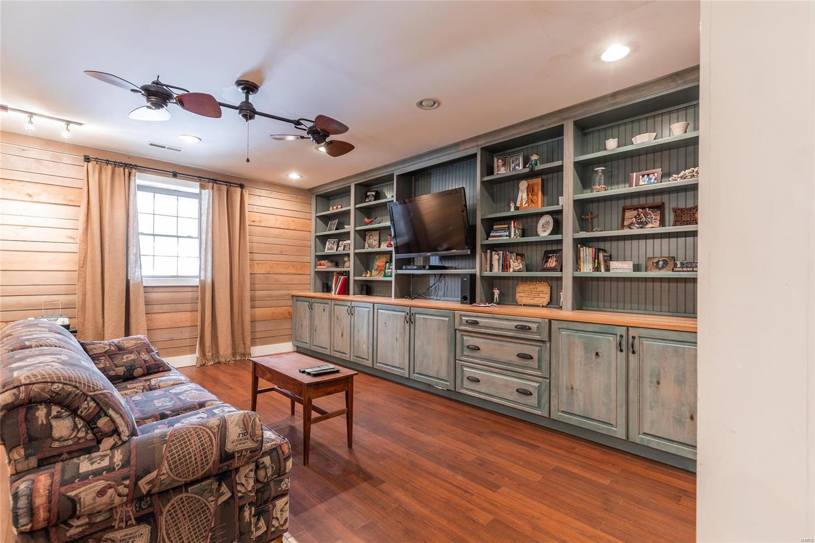 Cedar and 3rd Condos - Residential