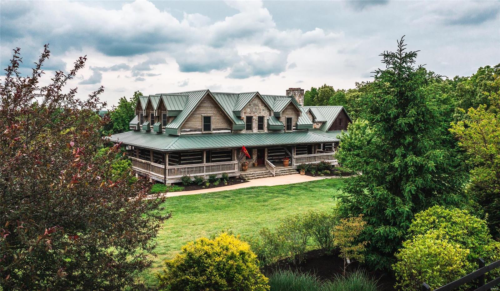 Cedar and 3rd Condos - Residential